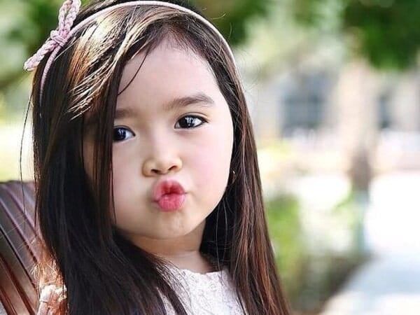 Điểm nhấn cho tên con là chiều dài của tên